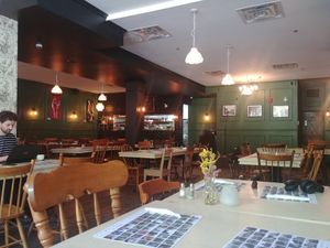 Nice dining room at Café 440 in Sherbrooke