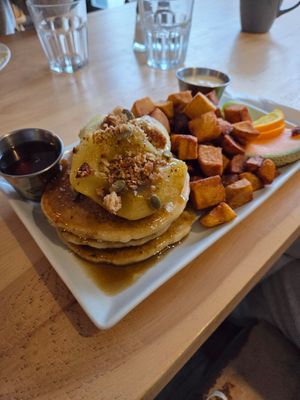 Apple Compote Pancake Plate at Café 440 in Sherbrooke