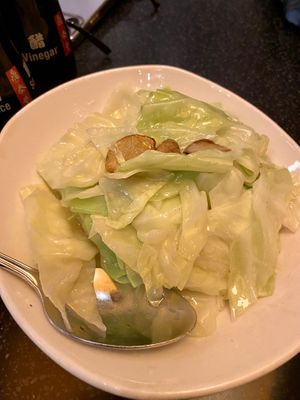 Cabbage with garlic   at Din Tai Fung in Torrance