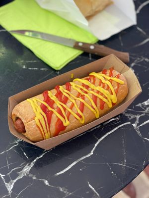  at Early Bites in Athens