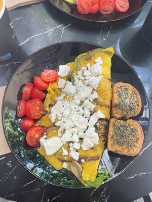  at Early Bites in Athens