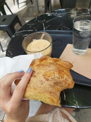  at Early Bites in Athens