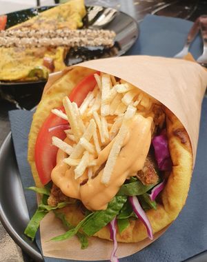 No chicken souvlaki at Early Bites in Athens