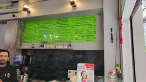  at Early Bites in Athens