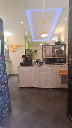  at Refresh Juice Bar in Dubrovnik
