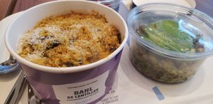 Lentil dahl and avocado/chickpea salad at Cojean - Mendés in Paris