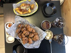   at Vampire's Chicken in Seoul