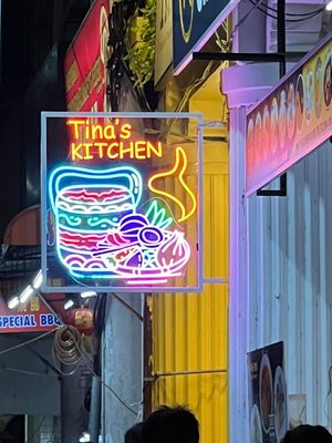 Uithangbord.... at Tina's Kitchen in Penang