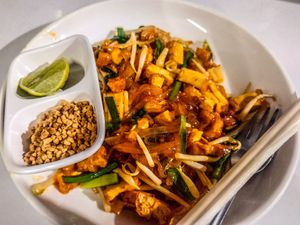 Pad Thai Tofu no egg at Mama tam (Mama's) in Koh Tao