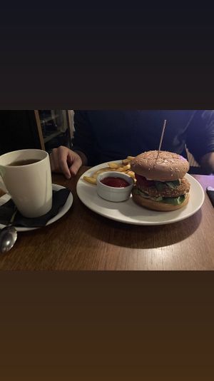 "Chicken" burger  at MiiT in Riga