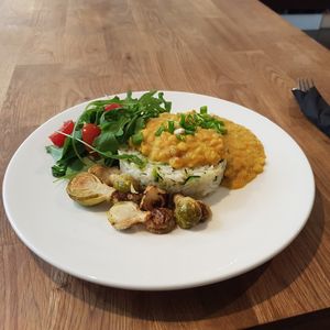 Rissoto courgettes sauce coco choux de Bruxelles grillés... un delice at MiiT in Riga