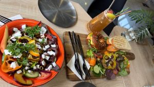 Bagel, Sandwitch and salad at VíK - Vegan Venue in Bratislava
