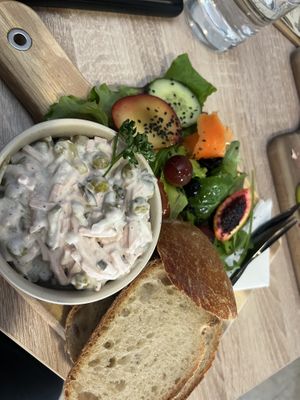 parisarsalat  at VíK - Vegan Venue in Bratislava