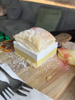 krémeš  at VíK - Vegan Venue in Bratislava