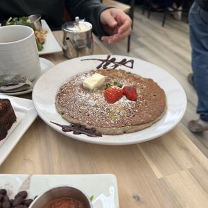 tree hugger pancake made vegan/gluten free #Veganuary at Naked Cafe in Solana Beach