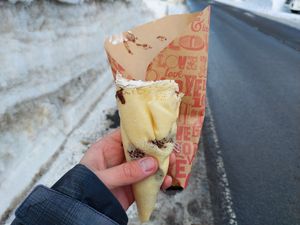 Crepe at Dot's Crepe in Otaru