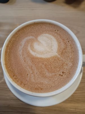  at Mignon Café in Saint-malo