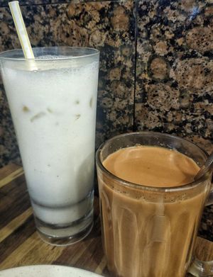Masala chai less sugar yummy, mango lasi at Ceylonese Restaurant Sdn Bhd in Kuching