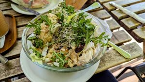 Green sower salad at Dal Dalla Gelato in Warsaw