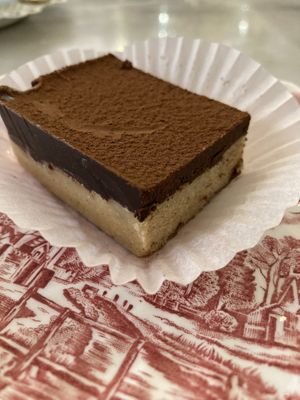 Raw dessert. Can’t remember what it was called but it was pretty good  at Simply Raw Bakery and Bistro in Vienna