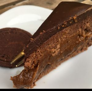 raw sacher cake & a cookie at Simply Raw Bakery and Bistro in Vienna