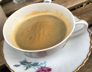 ";Verlängerter"; (Americano) at Simply Raw Bakery and Bistro in Vienna