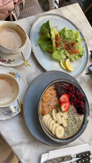   at Simply Raw Bakery and Bistro in Vienna