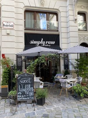   at Simply Raw Bakery and Bistro in Vienna