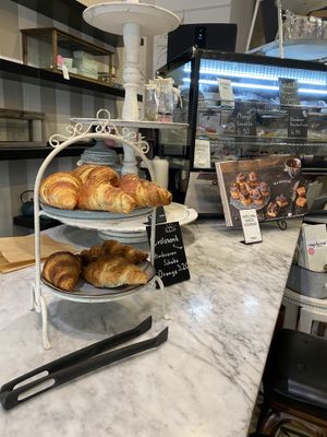   at Simply Raw Bakery and Bistro in Vienna