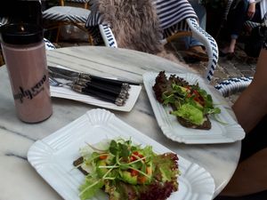 strawberry cashew milks shake, avocado sendwich at Simply Raw Bakery and Bistro in Vienna
