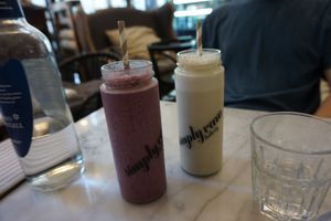 Watered down blueberry and banana mylkshakes at Simply Raw Bakery and Bistro in Vienna