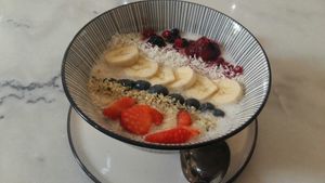 Warm porridge at Simply Raw Bakery and Bistro in Vienna