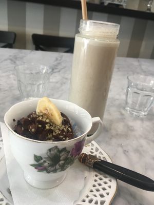 Banana cupcake and banana milkshake with almond milk at Simply Raw Bakery and Bistro in Vienna