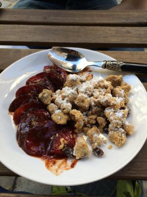 Dessert at Simply Raw Bakery and Bistro in Vienna