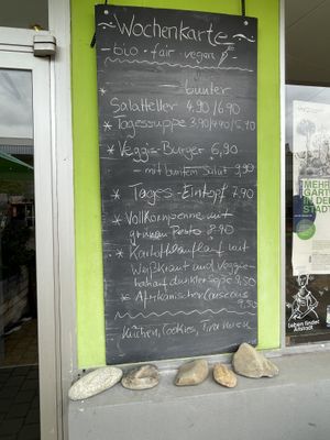 Menu of the week  at Lesecafe Anstandig essen in Erlangen