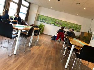 inside at Lesecafe Anstandig essen in Erlangen
