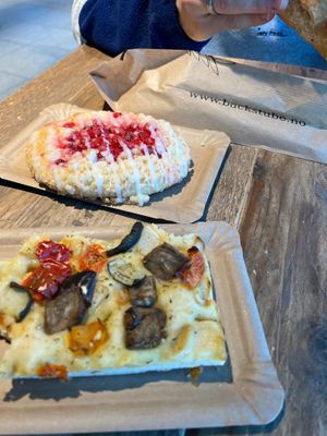 Focaccia and crumble cake at Backstube - Schous Plass in Oslo