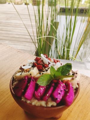 Overnight oats at Anandinii Organic Garden & Kitchen in Sidemen