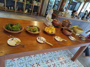 The finished meal at Anandinii Organic Garden & Kitchen in Sidemen