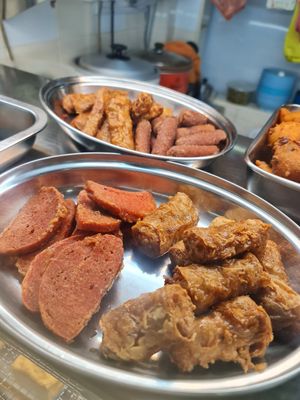 Fried items ~ 27/11/21 at Xie Bi An Vegetarian 谢必安素食 in East Singapore