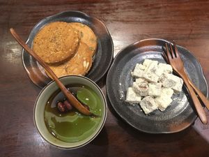 Senbei, matcha pudding, and warabimochi at Hoshina 穗科 - Songshan District in Taipei