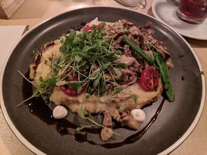 Geschnetzeltes auf Kartoffelbrei at Virtshaus in Ulm