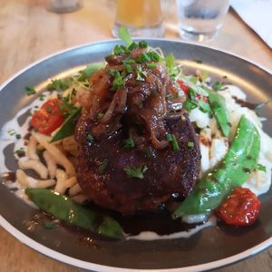 Their own roast beef with onions, creamy kohl rabi, spatzle and mange tout. Too realistic for some I imagine but delicious  at Virtshaus in Ulm