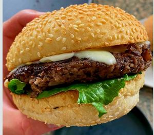 Vegan Mushroom Burger! #Veganuary at All That To Go in Cumberland