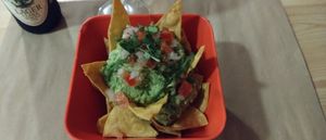 Guacamole mit Chips at Coco in Calella