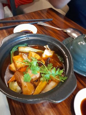 Crispy noodles at Diệu Hạnh  in Ho Chi Minh City