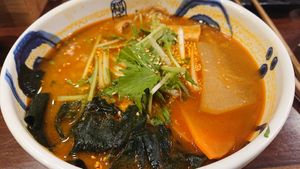 Curry udon noodles (single order NTD230, set menu with three sides, veggy tempura and desert NYD400) at Hoshina 穗科 - Da'an District in Taipei