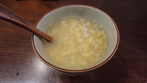 Set menu desert: mung bean and job's tears seed soup at Hoshina 穗科 - Da'an District in Taipei