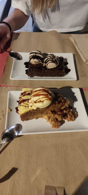  at La Huella Vegana - ES Visuals in Andorra La Vella