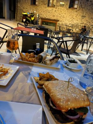 Define happiness: when your friend told you that is considering turning vegan after you bring them to dine at this amazing vegan restaurant! 🌱 at La Huella Vegana - ES Visuals in Andorra La Vella